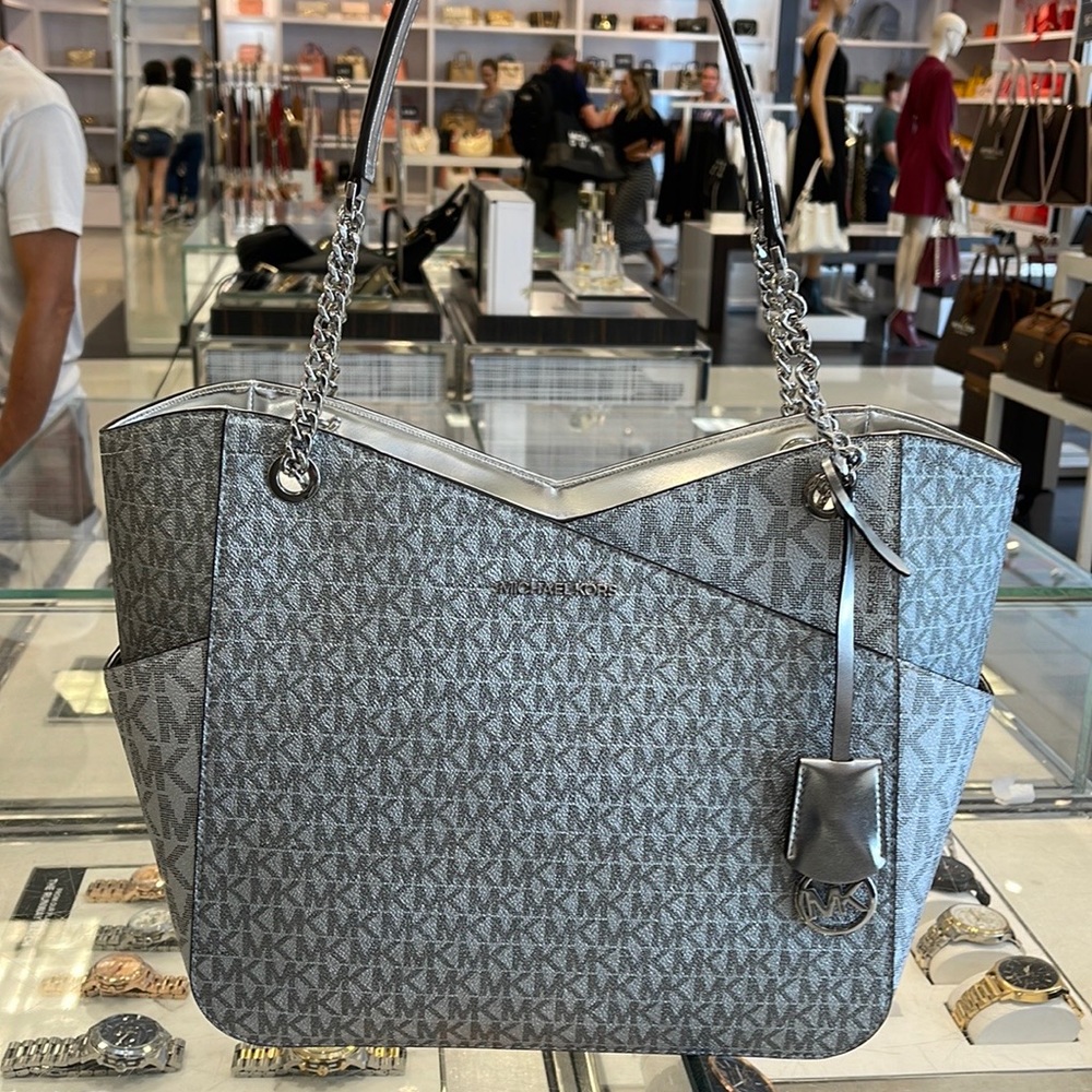 Michael Kors Jet Set Travel Large Chained Tote Shoulder Bag MK 
Silver

NWT - Picture 14 of 16
